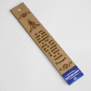 No era más que un zorro semejante a mil otros, pero yo le hice mi amigo y ahora es único en el mundo