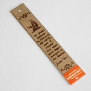 No puedo cambiar la dirección del viento, pero sí ajustar mis velas para llegar siempre a mi destino